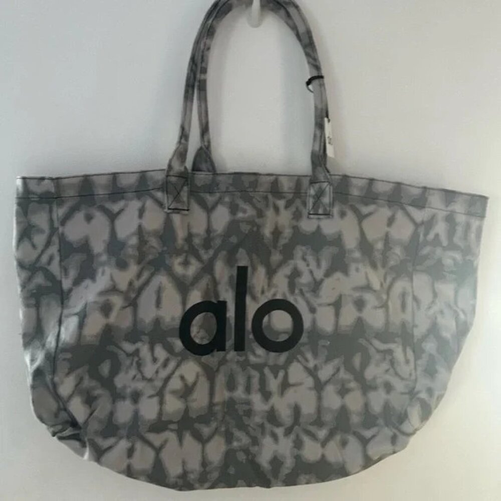 Alo Gym Bag